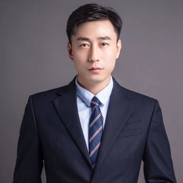 陆知行 执行创意总监